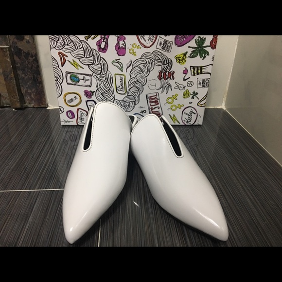 Leather Slides - Picture 3 of 6